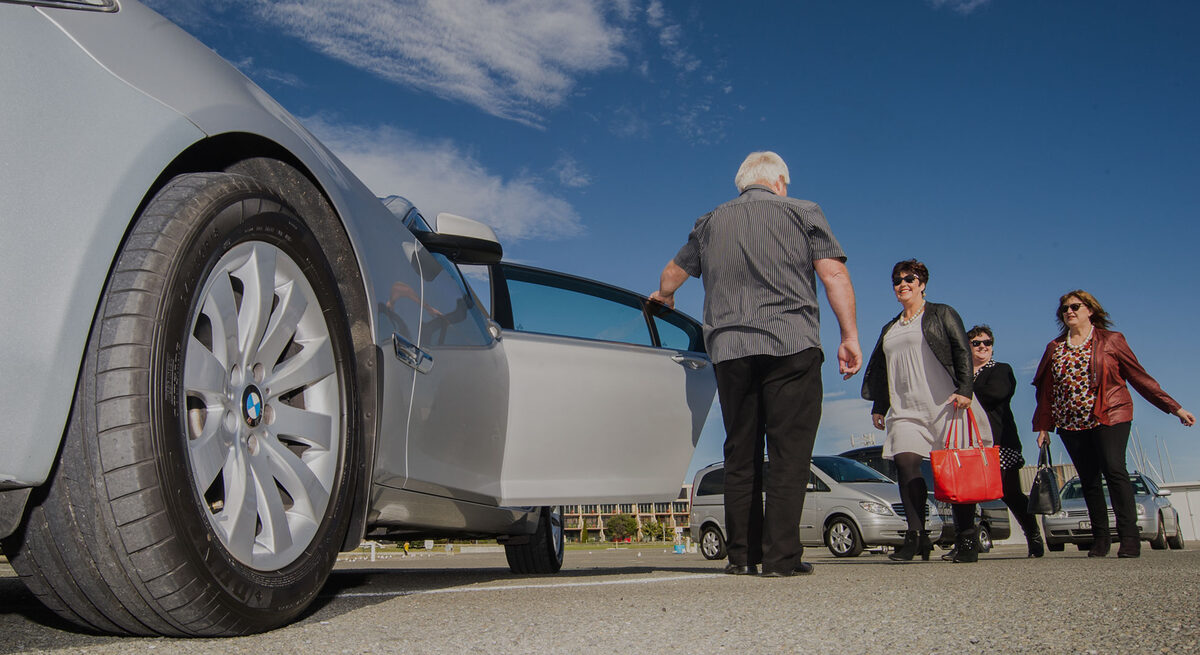 Bay Tours & Black Rose Limos, Hawke's Bay